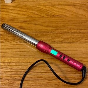 NuMe wand curling iron